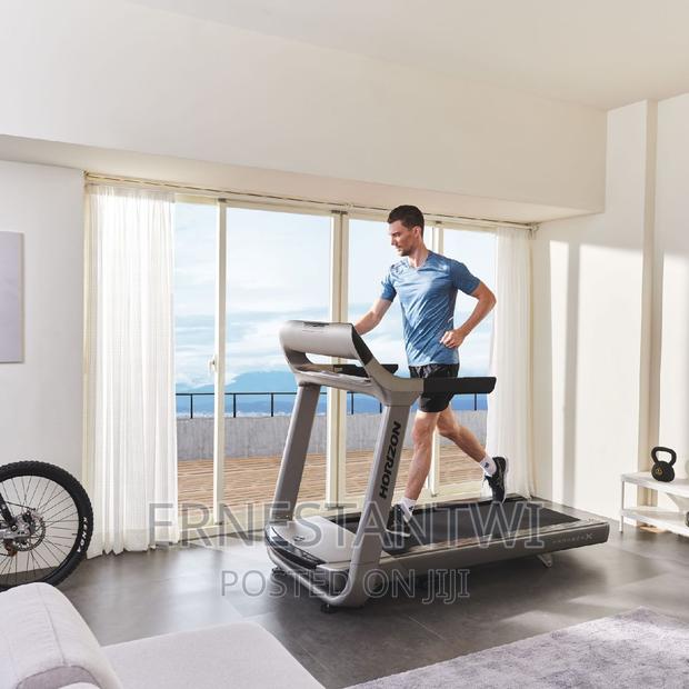 Heavy Duty Paragon X Treadmill From Horizon, UK · Photo 3