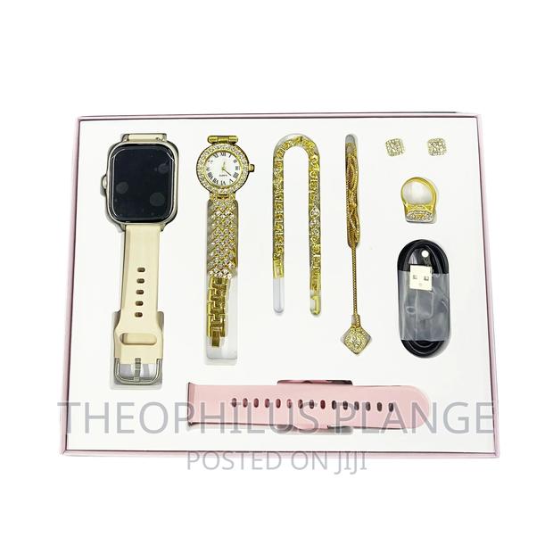A58 Ladies Smart Watch With Bracelets Set · Photo 4
