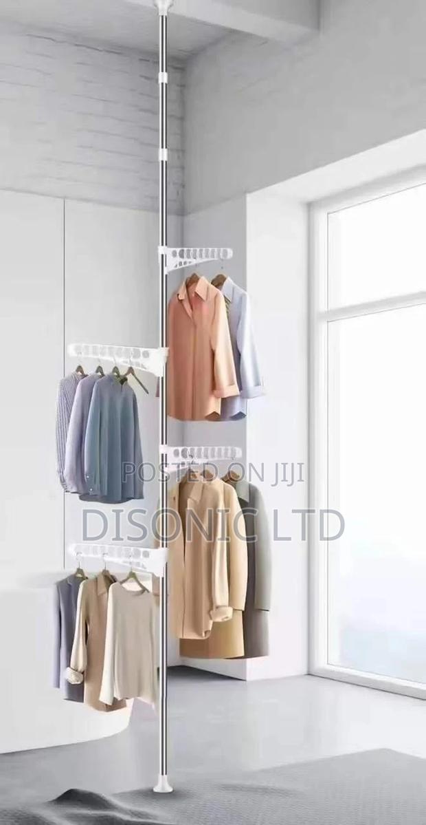 Cloth Rack for Homes Boutiques · Photo 1