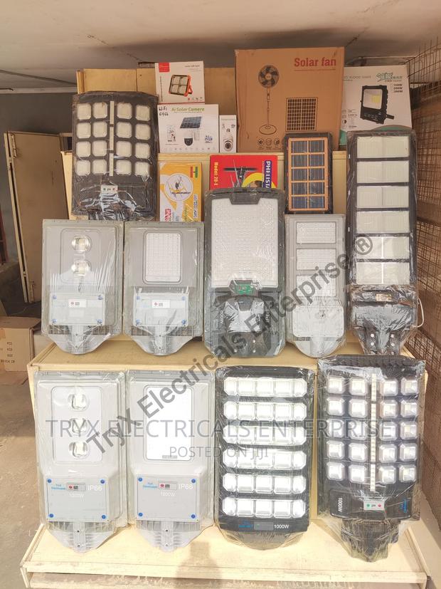 Solar Street Light (100w - 1000w) · Photo 1