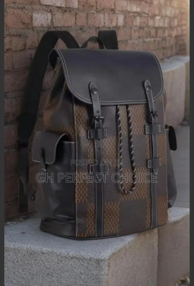 Customized Leather Backpack · Photo 1