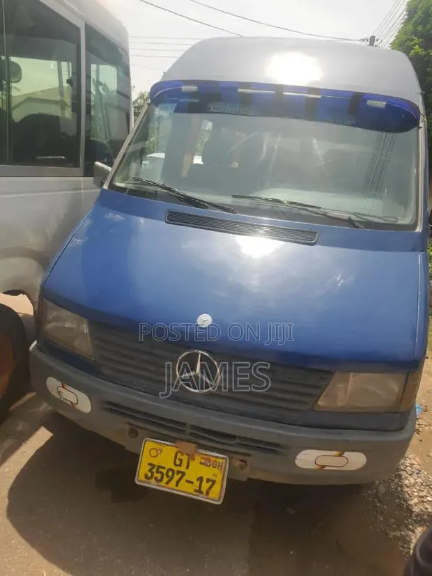 Mercedes-Benz Sprinter 1997 Blue · Photo 1