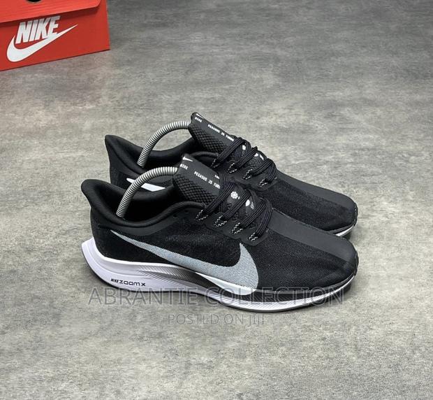 Nike Zoom Pegasus · Photo 1