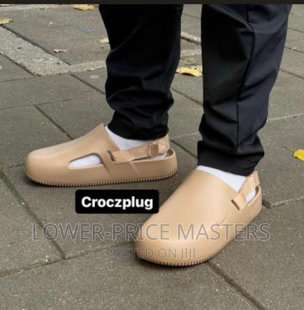 Nike Calm Mule Slippers · Photo 4