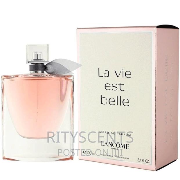 La Vie Est Belle Perfume · Photo 1