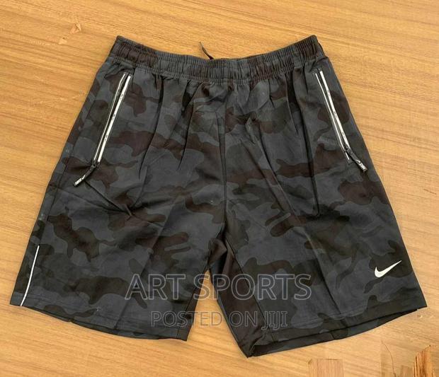 Nike Shorts · Photo 2