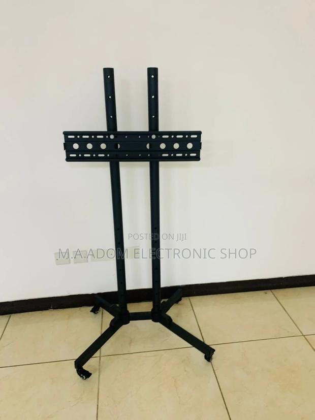 Classic Design Moveable Tv Trolly for 32” to 70 Inch(Black). · Photo 1