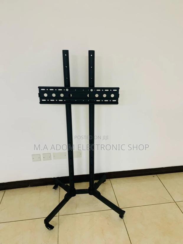Classic Moveable Tv Trolly for 32” to 70 Inch(Black). · Photo 1