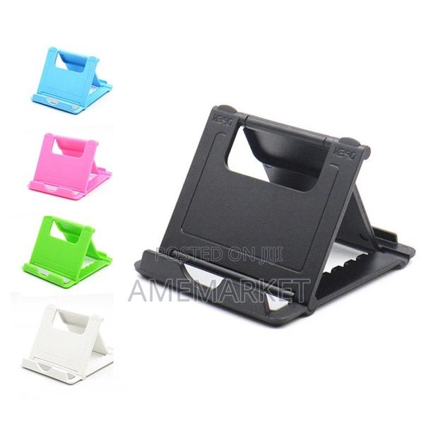 Universal Mobile Phone and Tablet Holder · Photo 2
