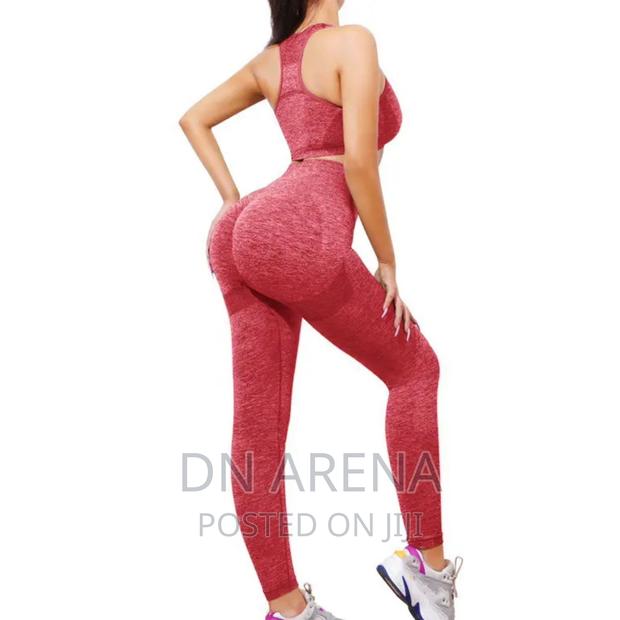 Ladies High Waist Gym Wear · Photo 3