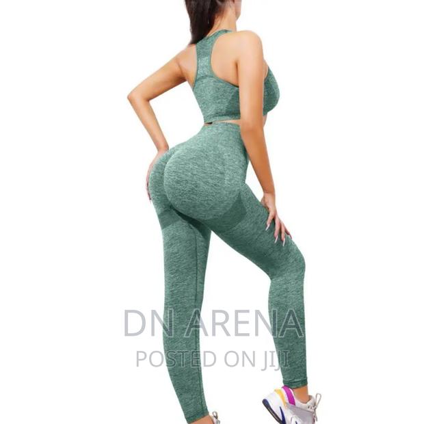 Ladies High Waist Gym Wear · Photo 5
