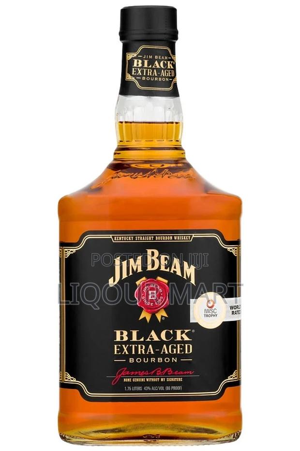 Jim Beam Black Extra Aged · Photo 1