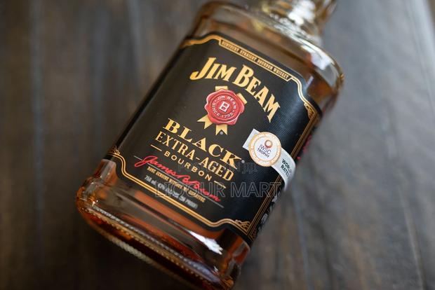 Jim Beam Black Extra Aged · Photo 2