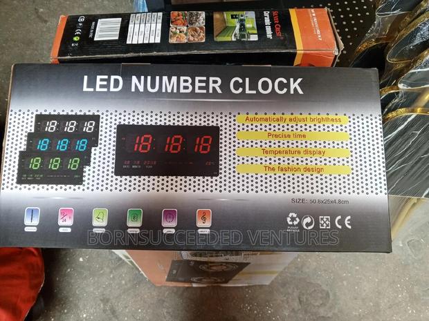 Led Number Digital Clock · Photo 1