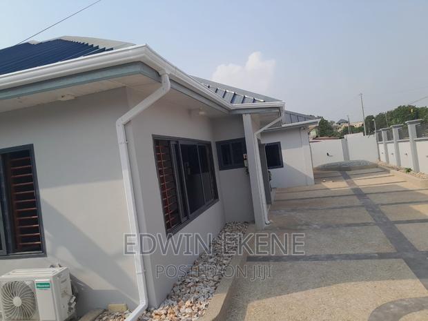 High Quality of Rain Gutter · Photo 1