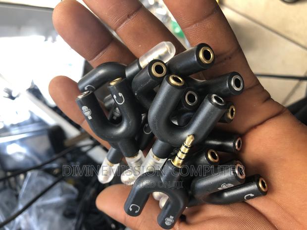 Audio Stereo Splitter Male to Female Converter · Photo 2