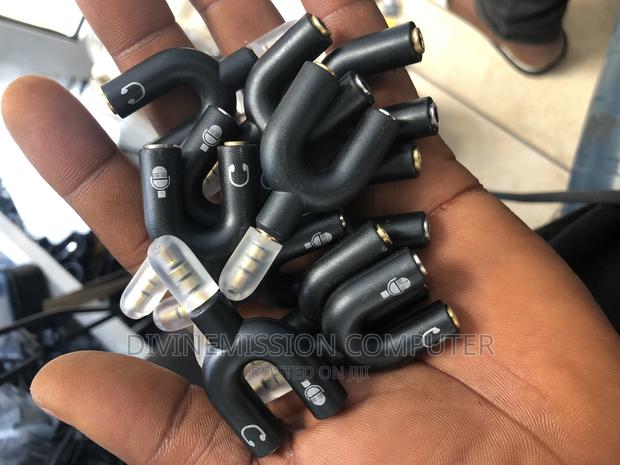 Audio Stereo Splitter Male to Female Converter · Photo 7
