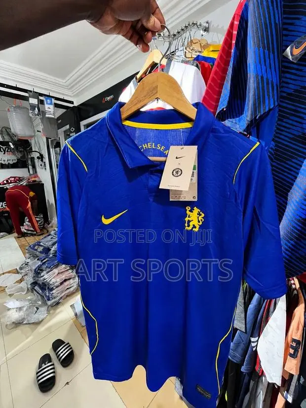 2026/2027 Chelsea Home Jersey · Photo 1