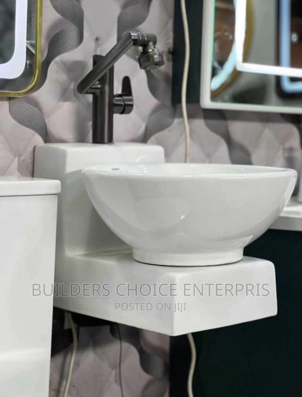 Wall Hung Wash Basin _Hand Basin 2 · Photo 1
