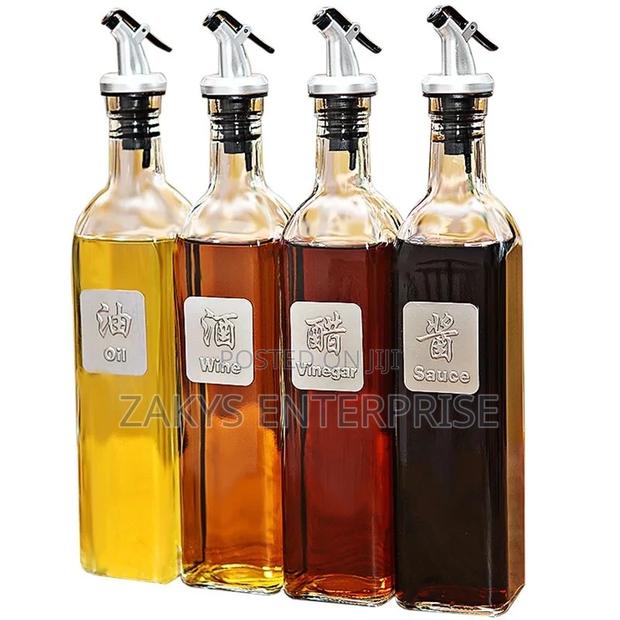 Oil Glass Dispenser Set With Spices Jars · Photo 3