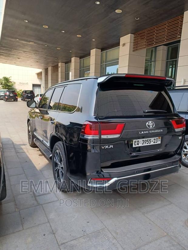 V8 Rental Services · Photo 2