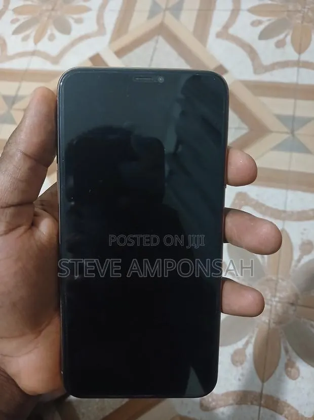 Apple iPhone 11 Pro Max 64 GB Rose Gold · Photo 1