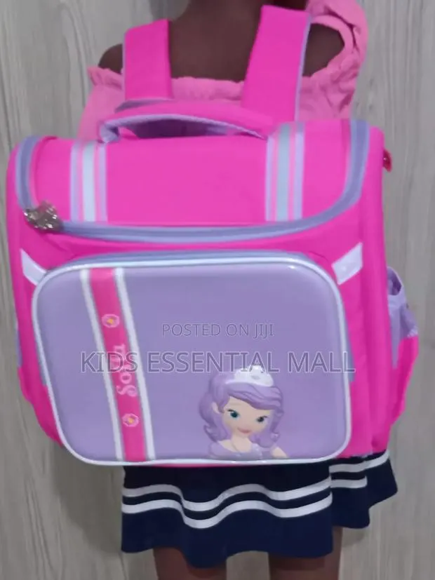 Ages 5 to 8 Years School Bag · Photo 3