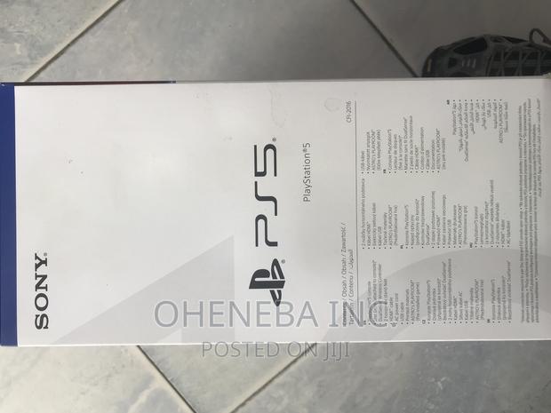 PS5 Slim Console · Photo 2