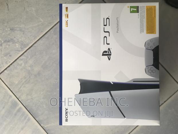 PS5 Slim Console · Photo 3