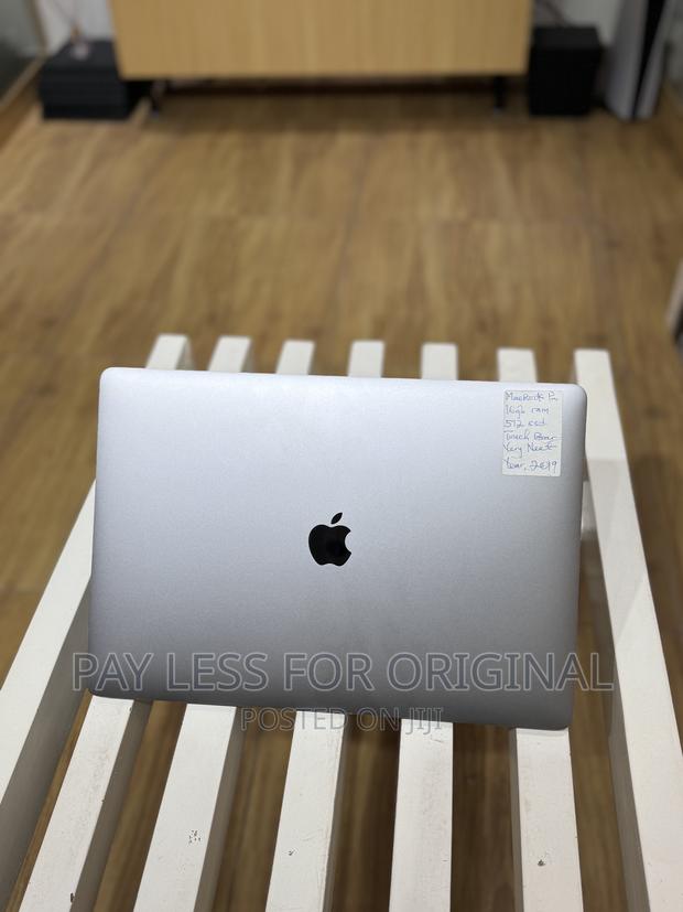 Laptop Apple MacBook Pro 2019 16GB Intel Core i7 SSD 512GB · Photo 2