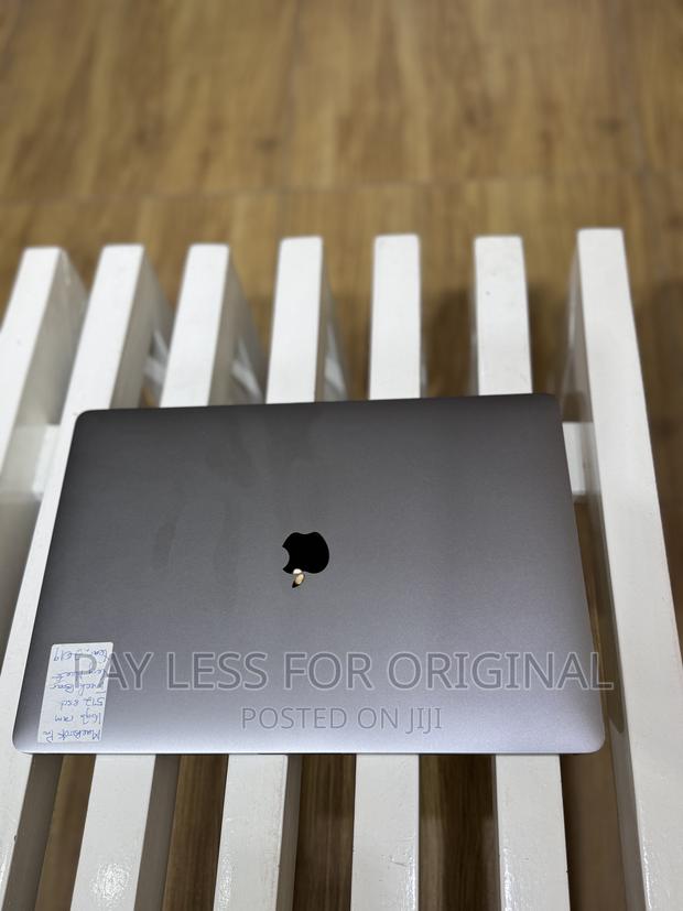 Laptop Apple MacBook Pro 2019 16GB Intel Core i7 SSD 512GB · Photo 4