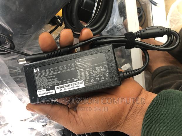 Hp Big Pin 18.5v, 65w · Photo 4