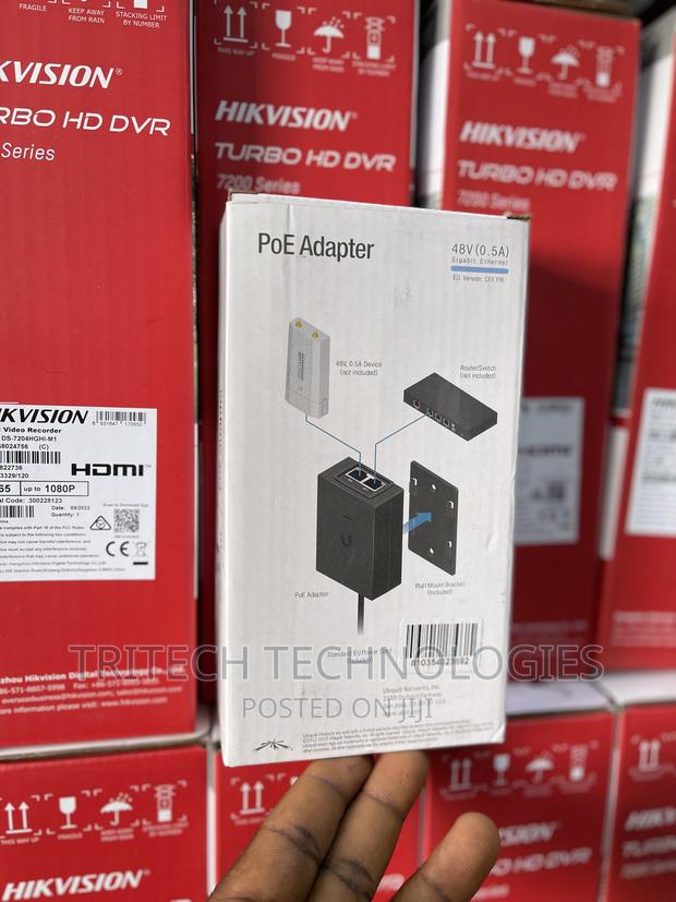 Ubiquiti Networks 48V Poe Adapter With Gigabit LAN Port · Photo 2