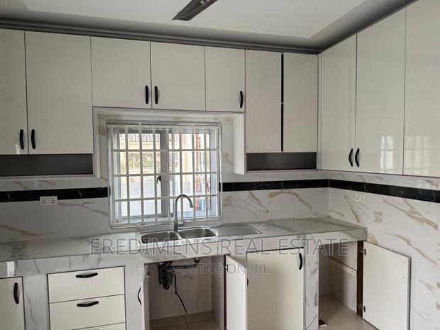 5bdrm House in Fredimens Real, Kumasi Metropolitan for sale · Photo 4