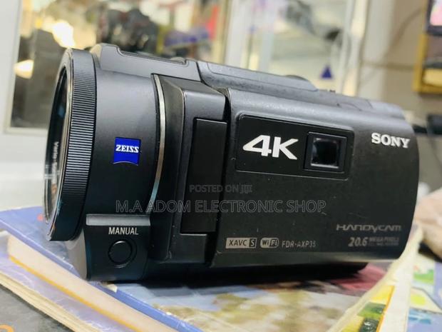 Sleek Design Sony FDR-AXP35 Camcorder. · Photo 1