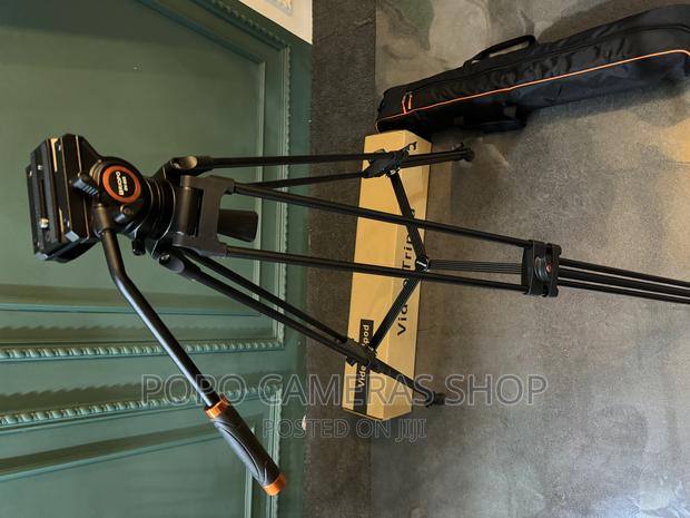 Triopo DV Professional Heavy Duty Tripod · Photo 3