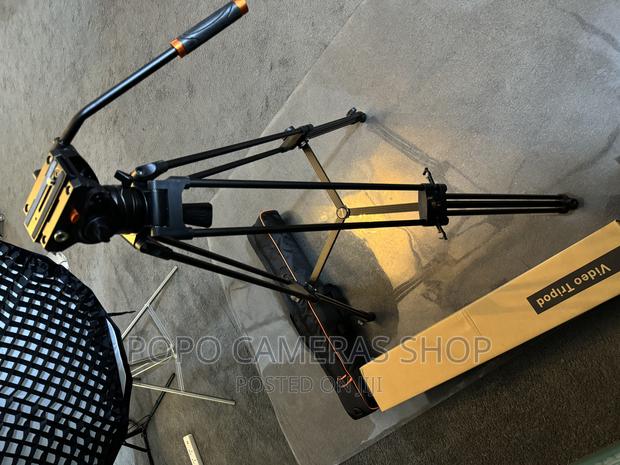 Triopo DV Professional Heavy Duty Tripod · Photo 4