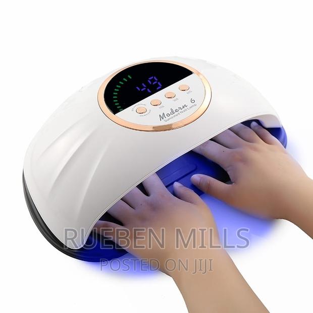Smart Sensor Hands in Lights on Modern 6 Nail Dryer UV LED · Photo 1