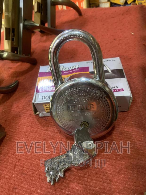 Hunter Padlock 100mm · Photo 2