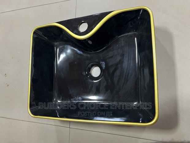 Pedicure Bowl _Counter Top Basin (Black and Gold) · Photo 2