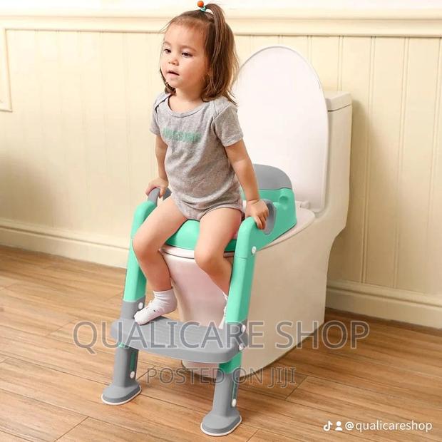 Potty Training Seat · Photo 3