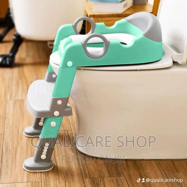 Potty Training Seat · Photo 4