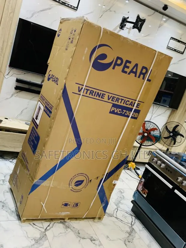 Secure Pearl PVC-730-2b 610-Liter Double-Door Glass Display Fridge · Photo 1