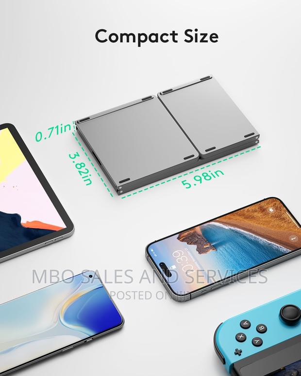 Foldable Portable Wireless Keyboard With Touchpad · Photo 3