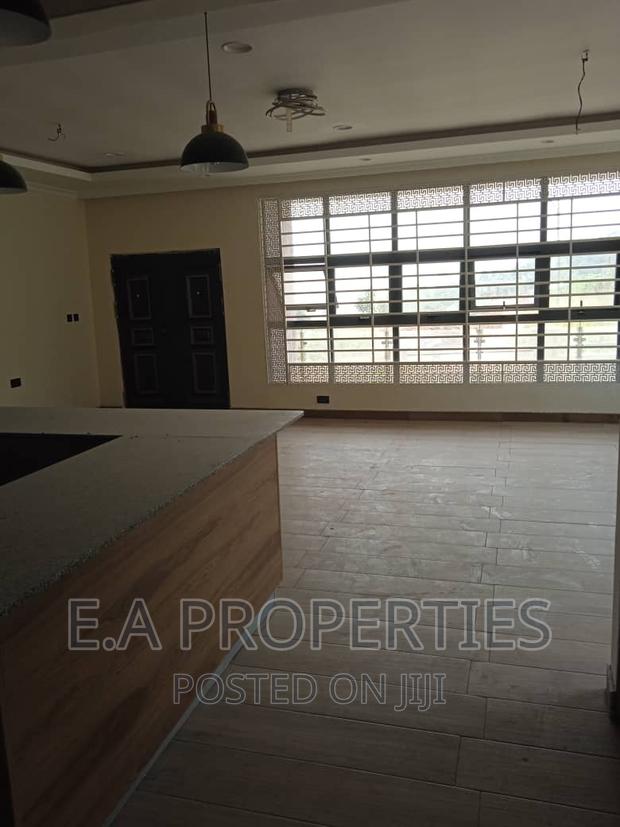 5bdrm House in E A Properties, Aburi for sale · Photo 7