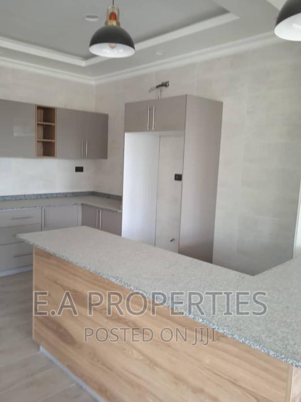 5bdrm House in E A Properties, Aburi for sale · Photo 8