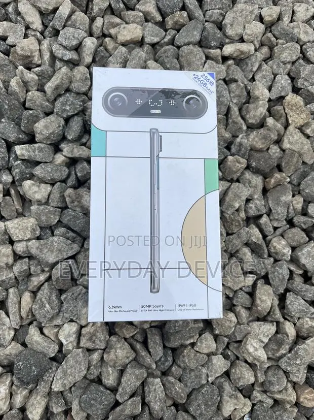 New Tecno Camon Slim 256 GB White · Photo 1