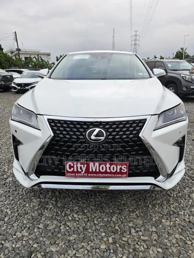 Lexus RX 350 FWD 2019 White · Photo 1