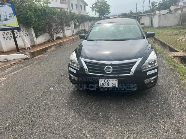 Nissan Altima 2014 Black · Photo 1