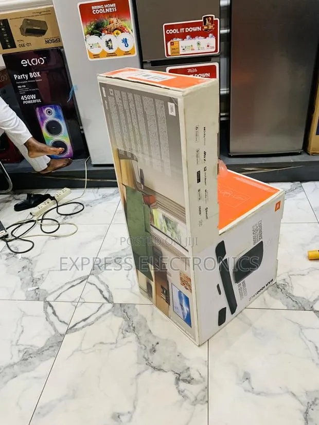 Long Lasting Effects JBL Bar 1000 Mk2 Sound Bar With Rear Woofers · Photo 1